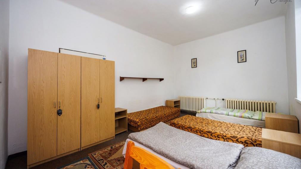 UBYTOVŇA V MESTSKOM PARKU KOŠICE, pozemok, parkovisko