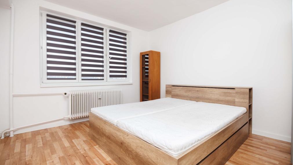 PRENÁJOM: 2-izb. PRI CENTRE | Južná trieda 22 | zariadený | Loggia | rekonštruovaný