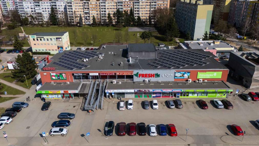 TOP: 3 izb. byt s loggiou, KOMPL. REK., zariadený, Stálicová ul., Košice - Nad Jazerom.