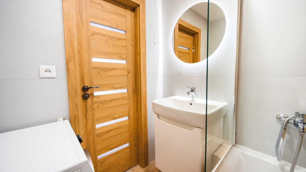 PRENÁJOM. 3 izb. byt, kompl. rek., 68 m2, 5/5 p., loggia, pivnica, Košice - Terasa