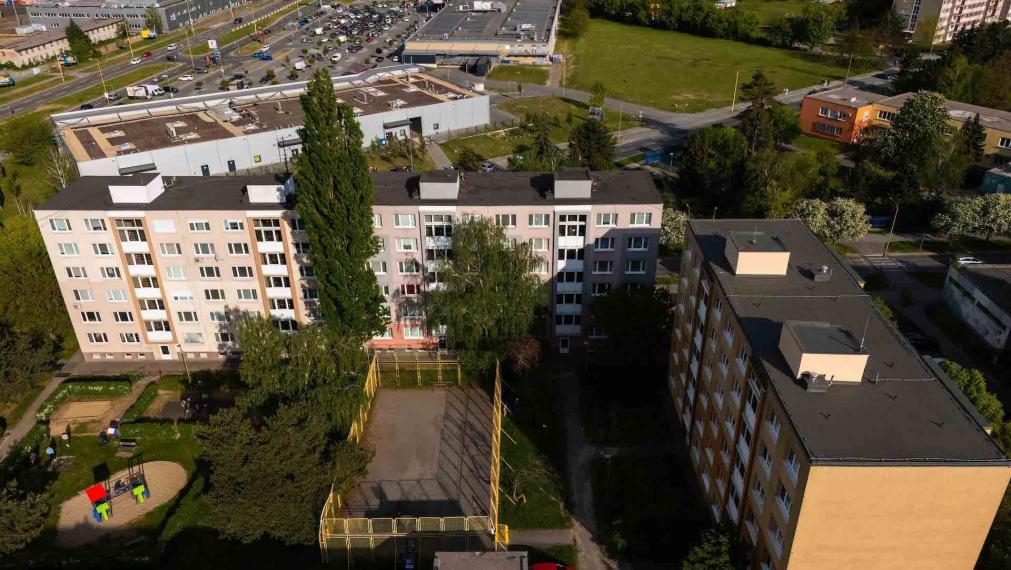 PRENÁJOM. 3 izb. byt, kompl. rek., 68 m2, 5/5 p., loggia, pivnica, Košice - Terasa