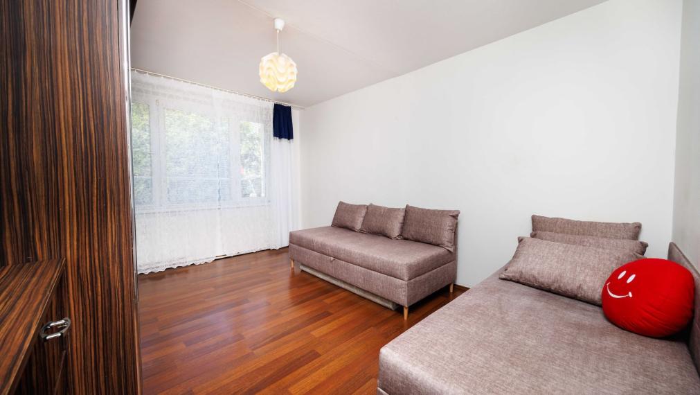 TOP: 2-izb. byt Nad jazerom, 51 m²: čiastočná rekonštrukcia, tichá lokalita a možnosť okamžitého prenájmu!