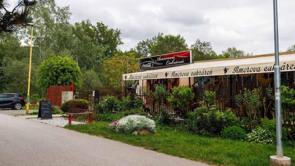 TOP: 2-izb. byt Nad jazerom, 51 m²: čiastočná rekonštrukcia, tichá lokalita a možnosť okamžitého prenájmu!