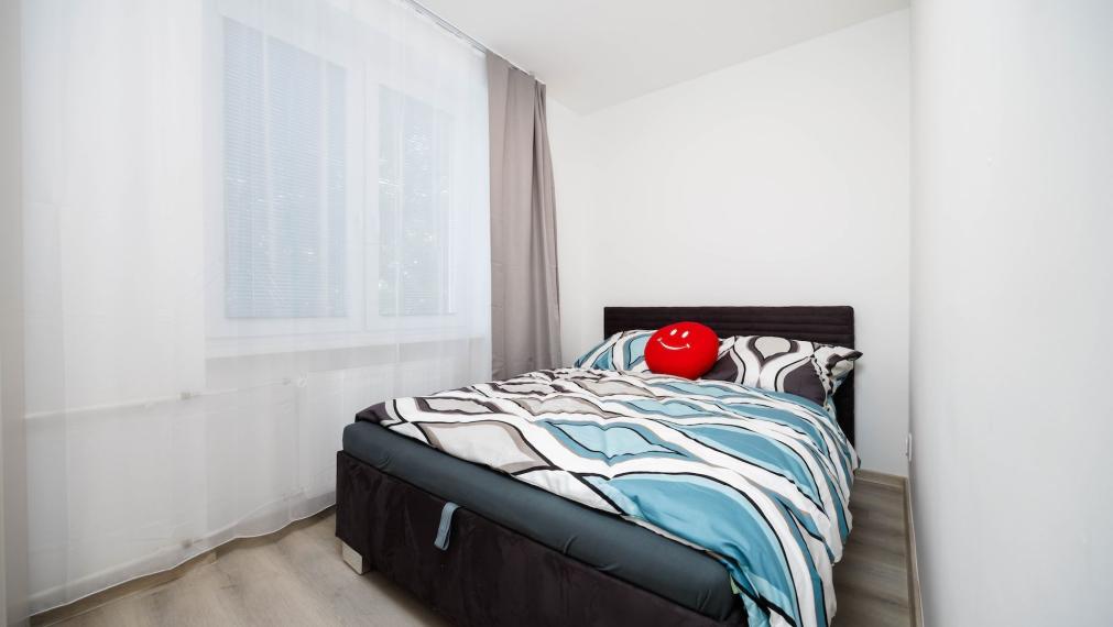 NOVOREKON.: 1,5-izb., Československej armády 29 | Košice - STARÉ MESTO | zariadený | BALKÓN