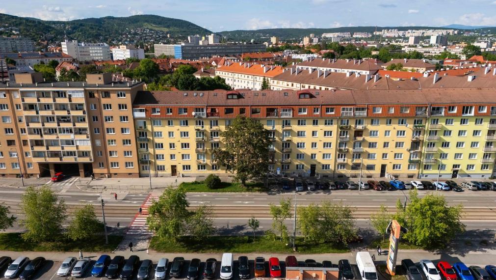 NOVOREKON.: 1,5-izb., Československej armády 29 | Košice - STARÉ MESTO | zariadený | BALKÓN