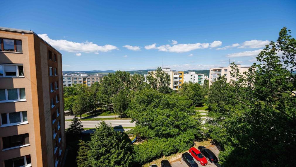 1-izb., (garzónka) Krosnianska | Košice - Furča | zariadený | LOGGIA | kompletná rek.