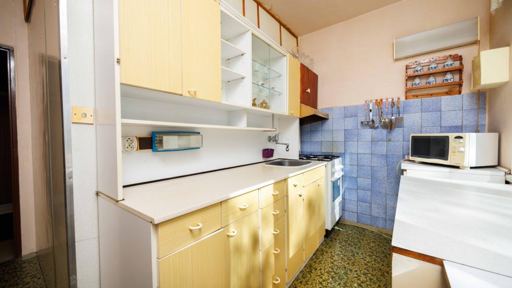3-izbový byt s loggiou | 68 m2 | Pôvodný stav | možnosť prerobiť na 4 izb. |, Orgovánová ul., Košice - Terasa