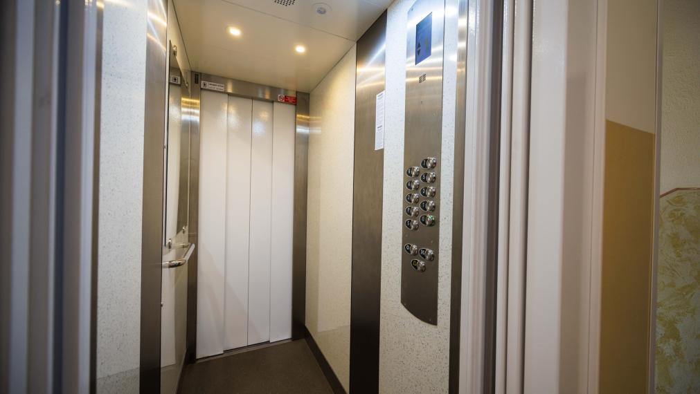 3-izbový byt s loggiou | 68 m2 | Pôvodný stav | možnosť prerobiť na 4 izb. |, Orgovánová ul., Košice - Terasa