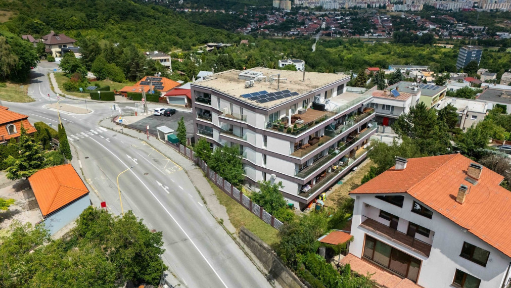 PRENÁJOM v NOVOSTAVBE Villa Košice: Veľký 2 izb. byt s TERASOU, GARÁŽOU, Huncovská 14A, Košice - Sever