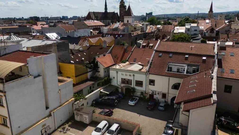 MEŠTIANSKY DOM, STARÉ MESTO (KOŠICE) – KOVÁČSKA / HRNČIARSKA, 600 m², 2X PARKING