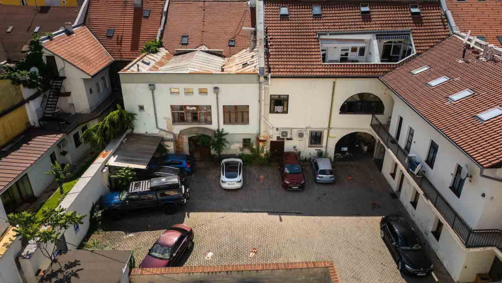 MEŠTIANSKY DOM, STARÉ MESTO (KOŠICE) – KOVÁČSKA / HRNČIARSKA, 600 m², 2X PARKING