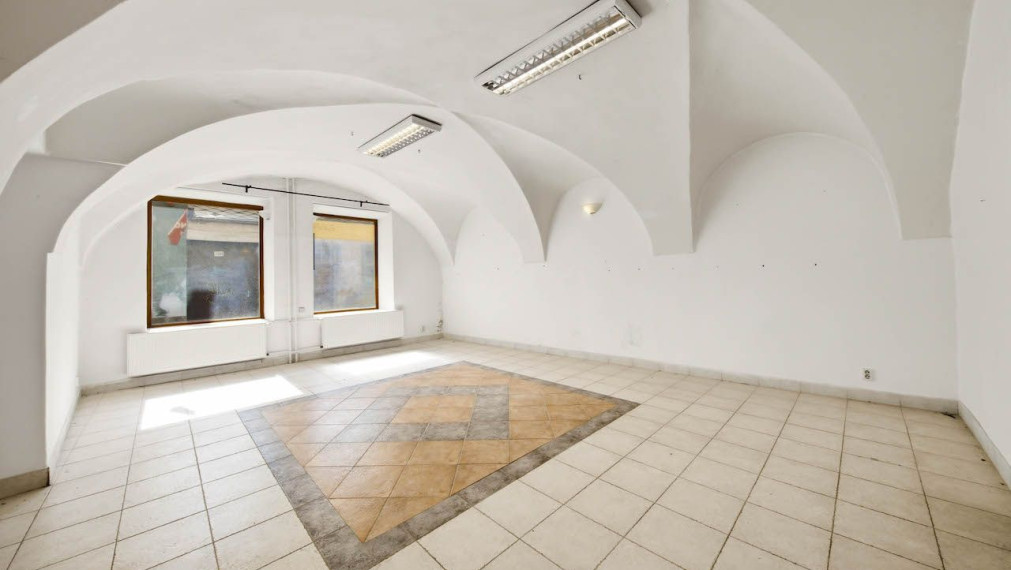 MEŠTIANSKY DOM, STARÉ MESTO (KOŠICE) – KOVÁČSKA / HRNČIARSKA, 600 m², 2X PARKING