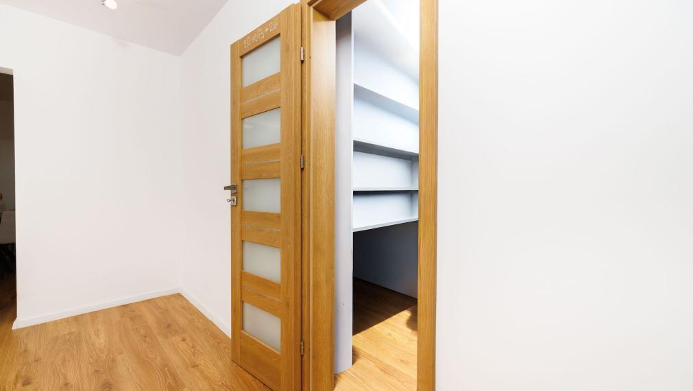 2 izbový byt 64 m2 Tatranská ul., Košice - Staré Mesto, 12.p., lóggia