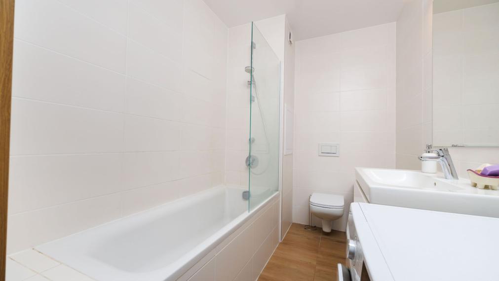 2 izbový byt 64 m2 + lóggia, Tatranská ul., Košice - Staré Mesto, 12.p.