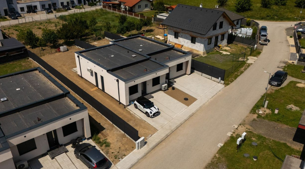 NOVOSTAVBA 3 izbový dom Rybárska ul., IBV Pri jazere, tepelné čerpadlo, pozemok 323 m2