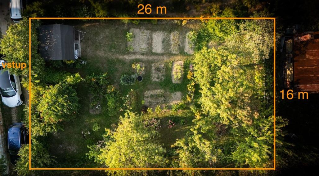 Záhrada 400 m² s drevenou chatkou, Košice - SEVER, Kalvária