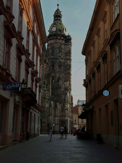 3-IZBOVÝ BYT NA PRENÁJOM V HISTORICKOM CENTRE KOŠÍC – MLYNSKÁ ULICA