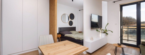 NOVOSTAVBA: 1,5 izb. byt, loggia + park. státie, v štandarde, PANORAMA