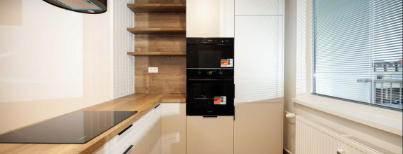 NOVÁ REKONŠTRUKCIA: 1,5-izbový byt | 2× loggia | Košice – Staré Mesto, Tyršovo nábrežie