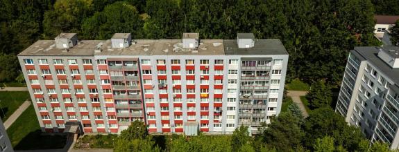 TOP: 2-izb. byt Nad jazerom, 51 m²: čiastočná rekonštrukcia, tichá lokalita a možnosť okamžitého prenájmu!