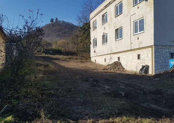 NA PREDAJ celý BYTOVÝ DOM so 4 bytmi a stavebným povolením pre celkovo 8 bytov