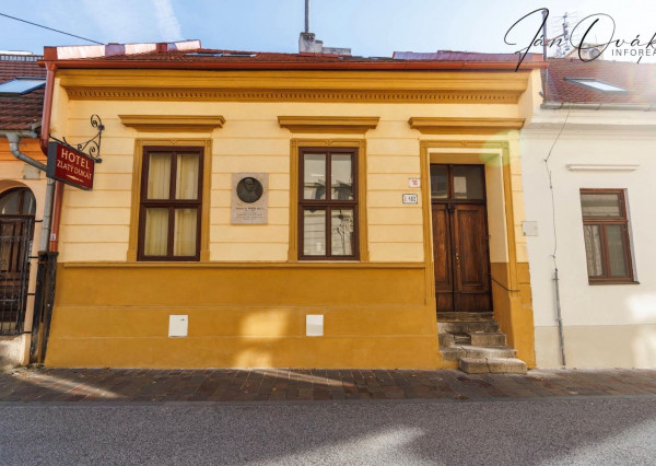 Historická budova s prístavbou a parkoviskom – Vratná 16, Košice