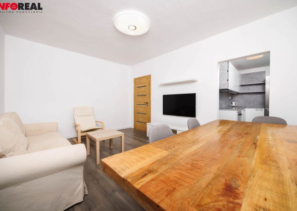 PRENÁJOM. 3 izb. byt, kompl. rek., 68 m2, 5/5 p., loggia, pivnica, Košice - Terasa