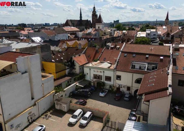 MEŠTIANSKY DOM, STARÉ MESTO (KOŠICE) – KOVÁČSKA / HRNČIARSKA, 600 m², 2X PARKING
