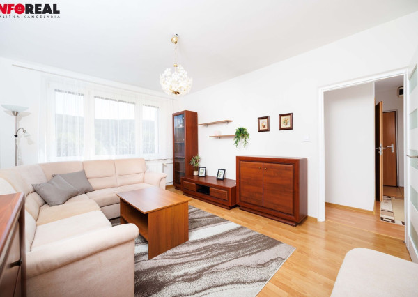3-izb. byt | 68 m2 + loggia | Jenisejská 61 | KLÍMA, MARKIZA |  kompletne zariadený | Nad Jazerom, 5 min od jazera